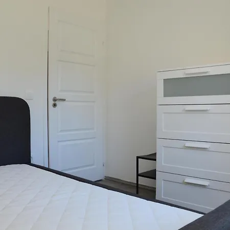 Quiet Residential Area B Taplan - 2 Bedroom And Living Apartment *